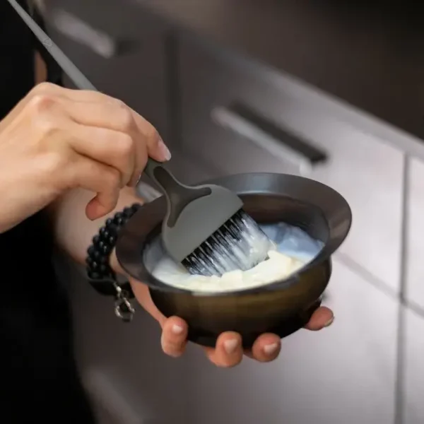 how to get hair dye off the sink